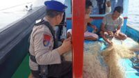 Ditpolairud Polda Bengkulu melaksanakan patroli Kapal XXVII-2008 di perairan Pulau Tikus