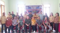 Bhabinkamtibmas hadiri Musyawarah Desa Darit di Menyuke, Landak.