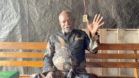Kepala Suku Mee di Paniai, Piet Pigai,
