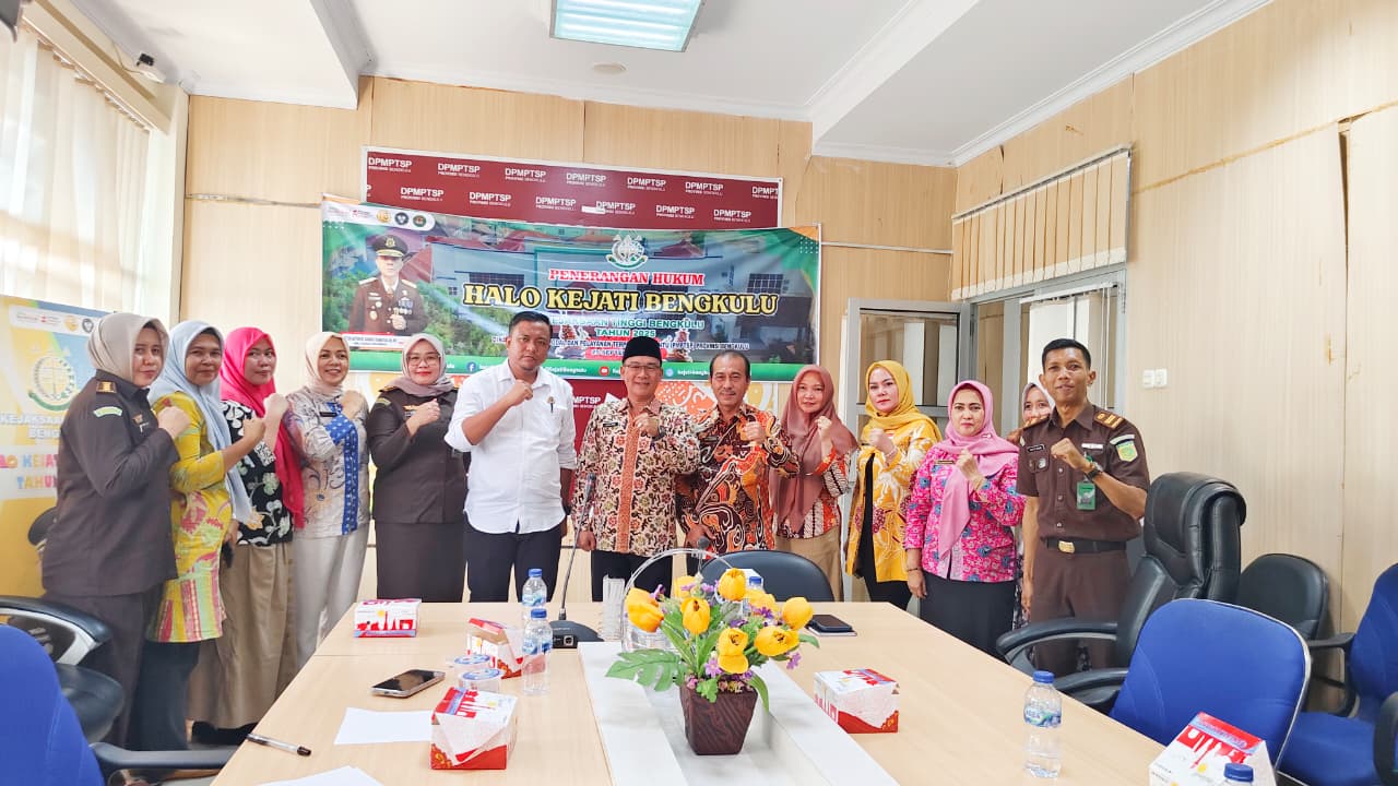 Kejati Bengkulu menggelar penyuluhan hukum di DPMPTSP Provinsi Bengkulu untuk memperkuat integritas ASN dan mencegah praktik korupsi di bidang perizinan dan investasi.