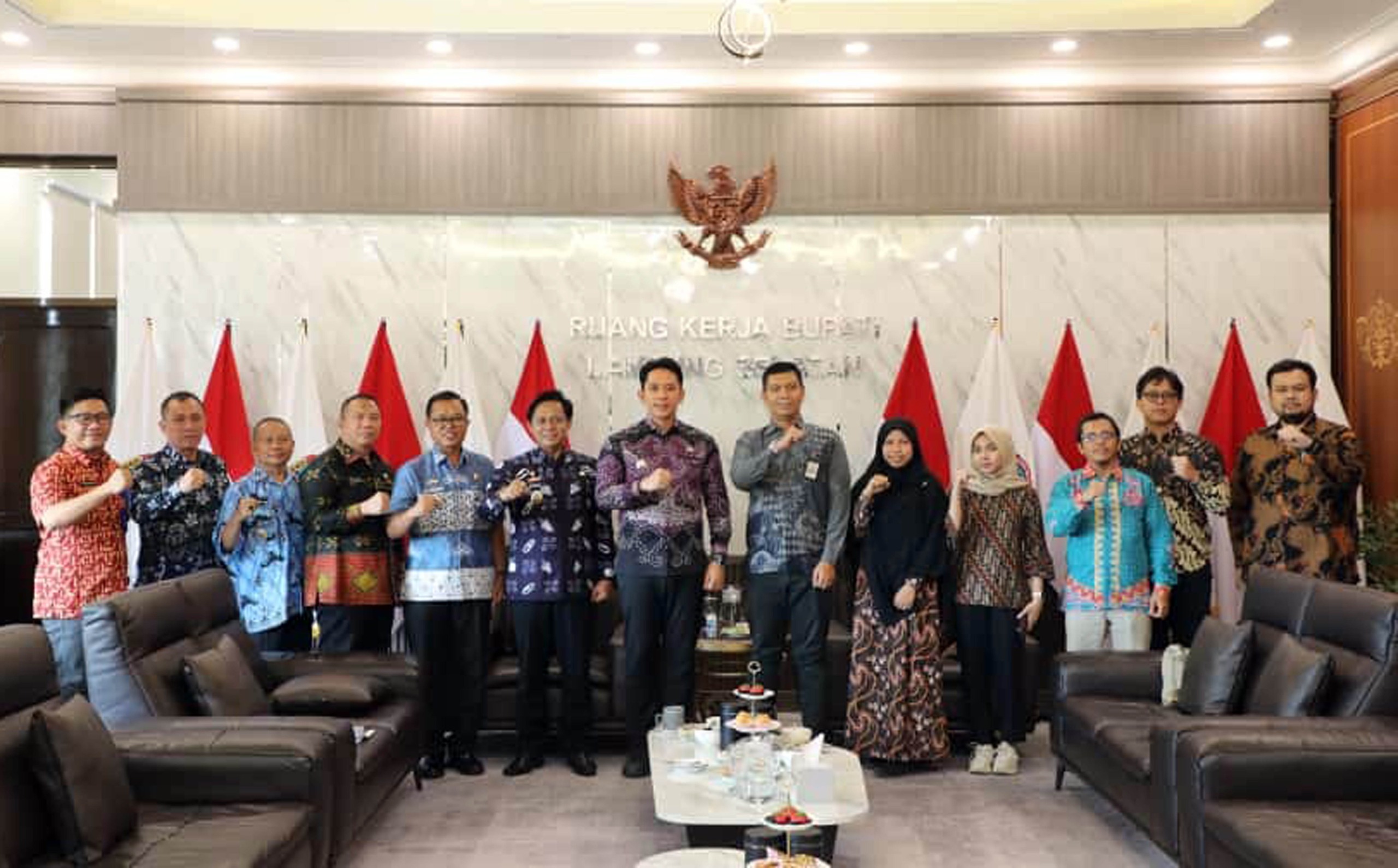 Bupati Lampung Selatan Radityo Egi Pratama menerima Tim Badan Pemeriksa Keuangan (BPK) Perwakilan Provinsi Lampung