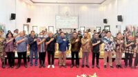 Densus 88 bersama Kementan dan BBPP Batu melatih eks napiter dalam penyembelihan halal dan pengolahan susu