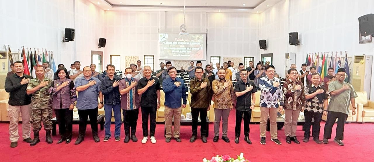Densus 88 bersama Kementan dan BBPP Batu melatih eks napiter dalam penyembelihan halal dan pengolahan susu