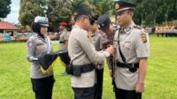 Kapolres Pagar Alam AKBP Januar Kencana Setia Persada memimpin Sertijab pejabat utama dan kapolsek jajaran