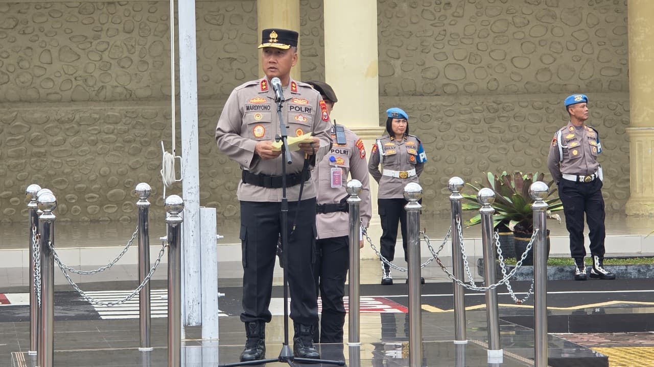 Kapolda Bengkulu memimpin deklarasi pakta integritas Satker bebas narkoba.