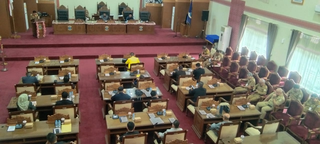 Pemkot ajukan 9 raperda prioritas. Pemkot ajukan 9 raperda prioritas.
