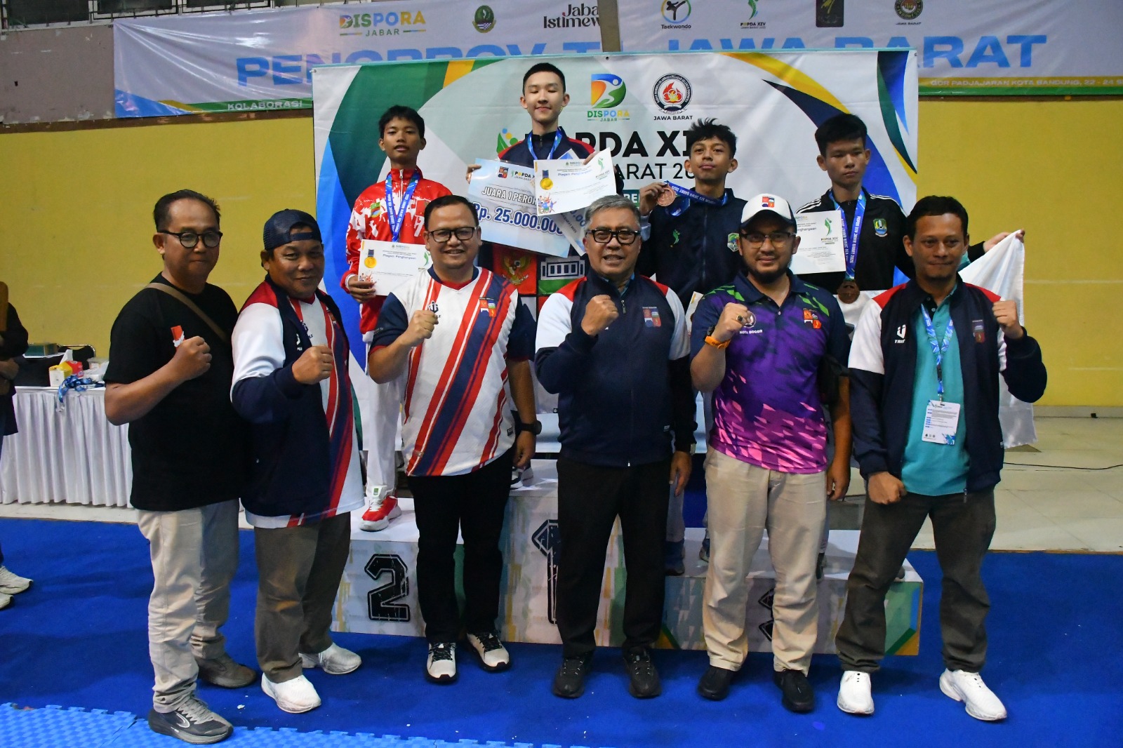 Prestasi ini membuktikan semangat juang atlet muda Majalengka. Prestasi ini membuktikan semangat juang atlet muda Majalengka.