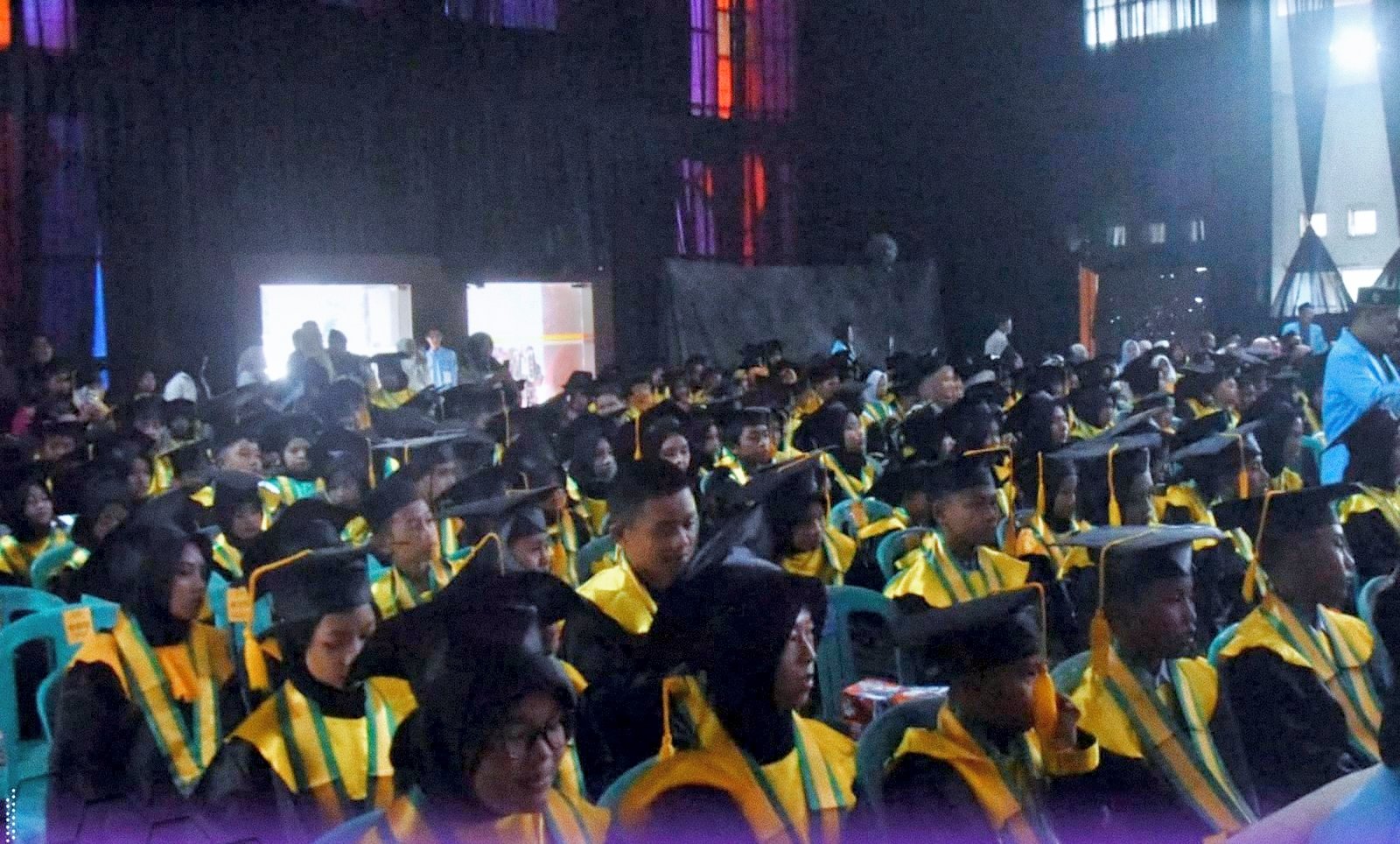 Sebanyak 286 santri TKA/TPA/TQA Pagar Alam mengikuti khataman XXXI dan wisuda tahfidz ke-II yang digelar BKPRMI