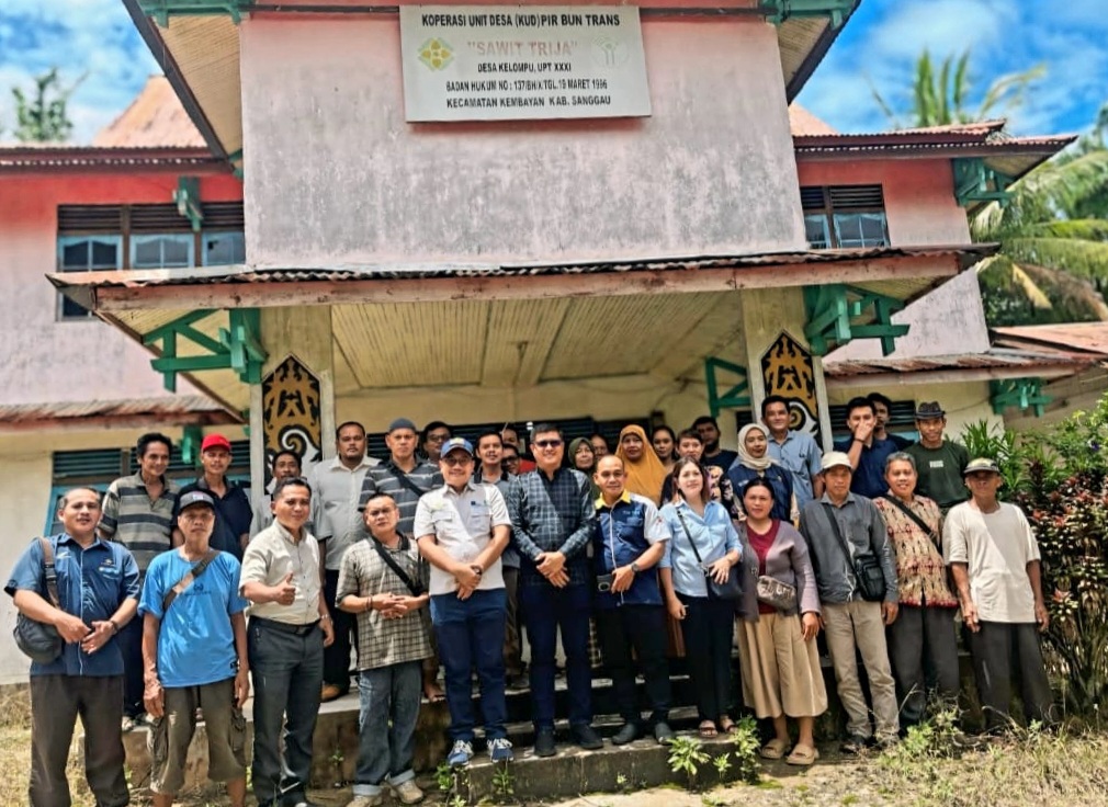 PTPN IV Regional V sosialisasi bibit sawit unggul di KUD Sawit Trija untuk perkuat PSR.