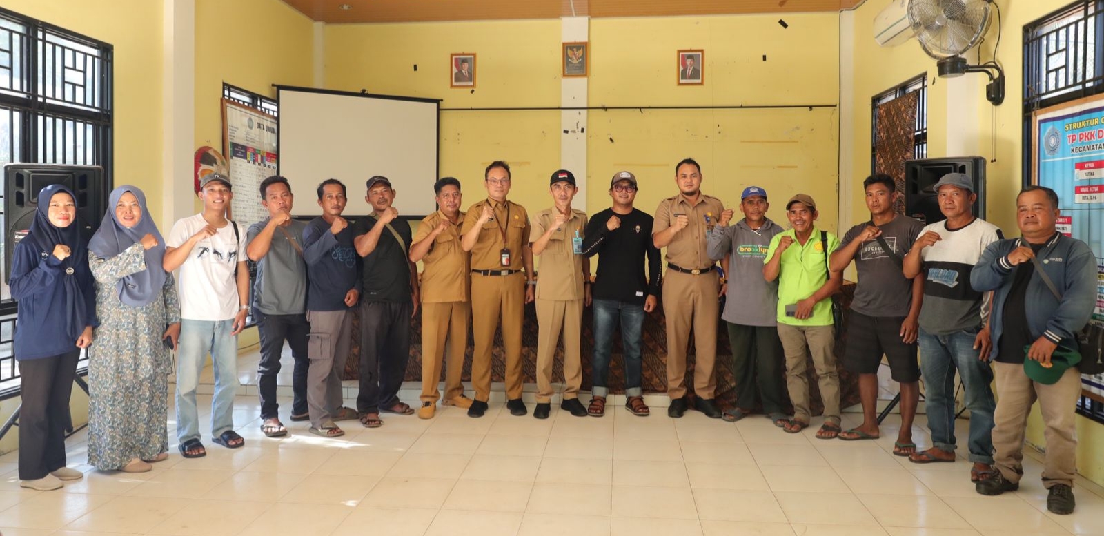 Gubernur Hidayat memastikan Bulog kembali menyerap gabah petani Desa Rias, Bangka Selatan.