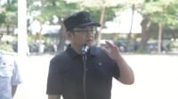 Wakil Bupati Gowa, Darmawangsyah Muin, memimpin Apel Gelar Pasukan di Halaman Kantor Bupati Gowa, Rabu (3/9).