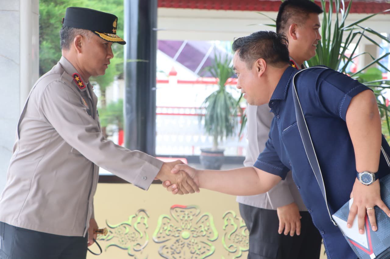 Kapolda Bengkulu Irjen Pol Mardiyono mengantar Tim Audit Itwasum Polri kembali ke Jakarta.