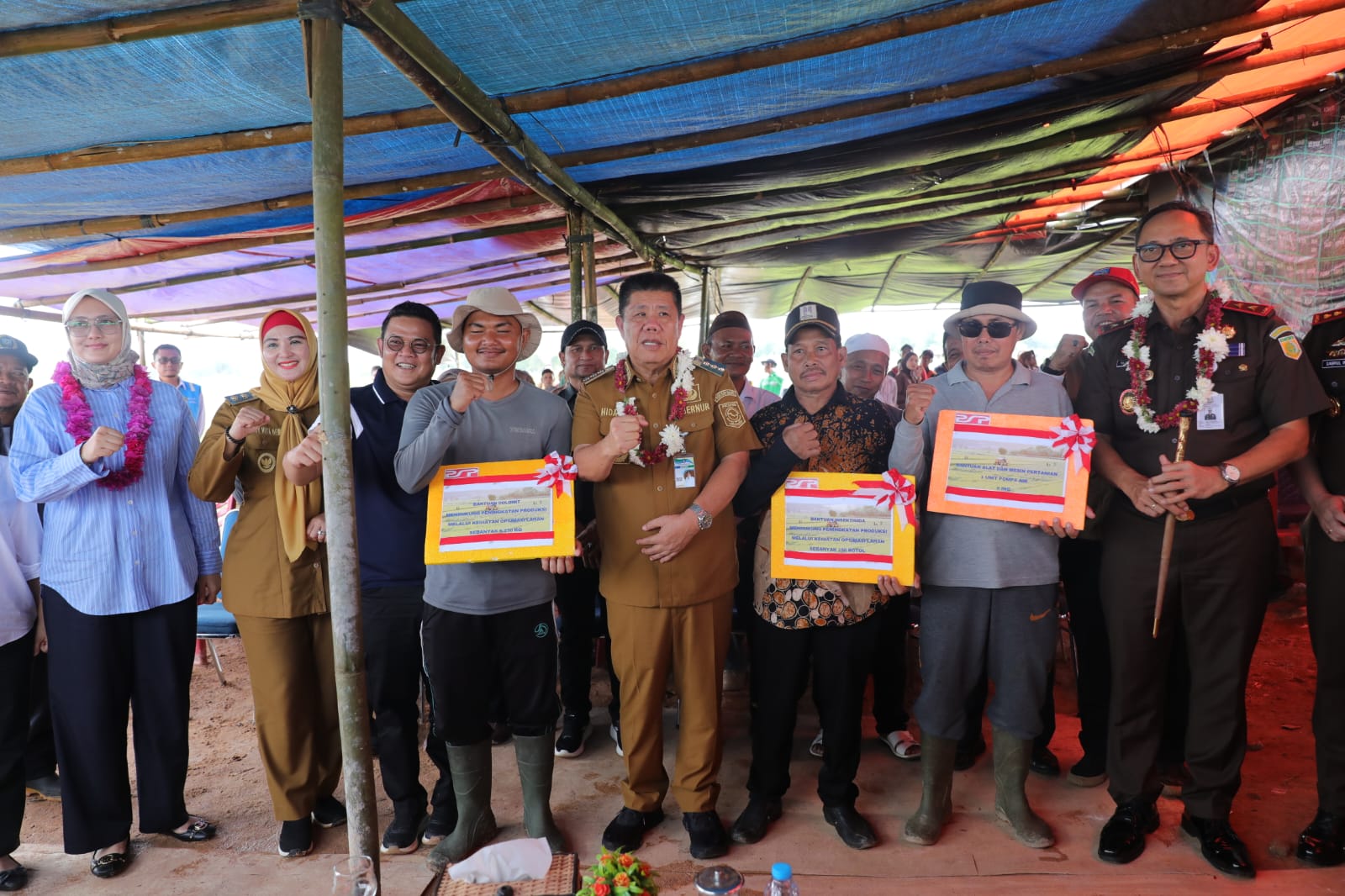 Apresiasi Gubernur untuk Semangat Petani Apresiasi Gubernur untuk Semangat Petani