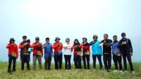 Utusan Khusus Presiden Bidang Pariwisata terbang dari Batu Alif Paragliding Site,