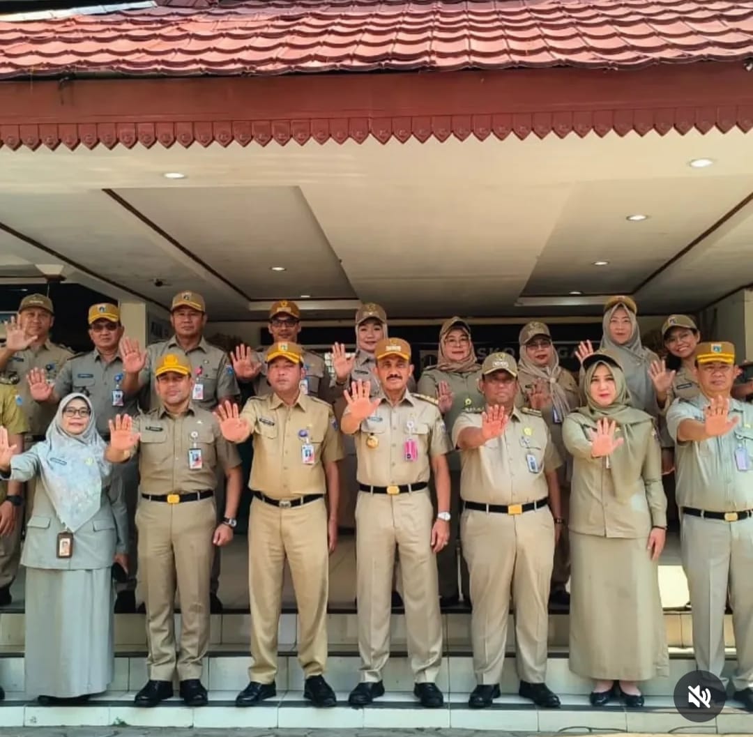 Wali Kota Jakarta Selatan M Anwar mengingatkan ASN di Kecamatan Setiabudi untuk meningkatkan pelayanan, menjaga disiplin, dan melaksanakan tugas sesuai aturan.