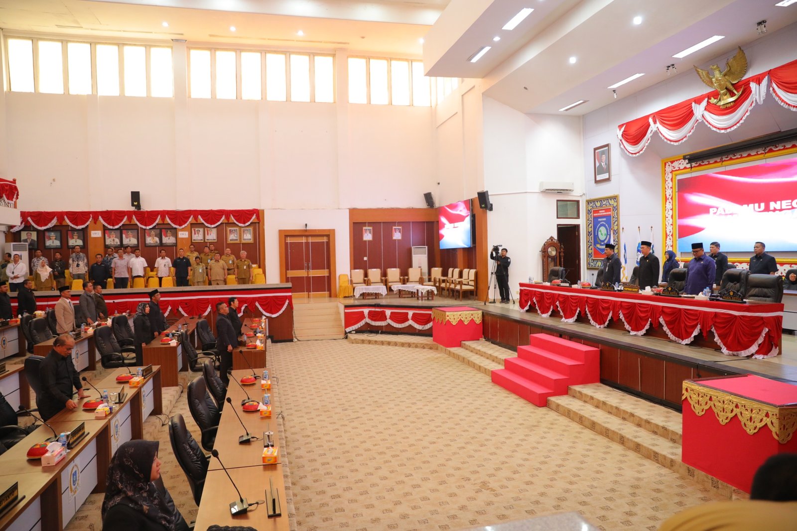 DPRD Provinsi Kepulauan Bangka Belitung (Babel) menggelar Rapat Paripurna untuk membahas tata kelola dan tata niaga timah. DPRD Provinsi Kepulauan Bangka Belitung (Babel) menggelar Rapat Paripurna untuk membahas tata kelola dan tata niaga timah.