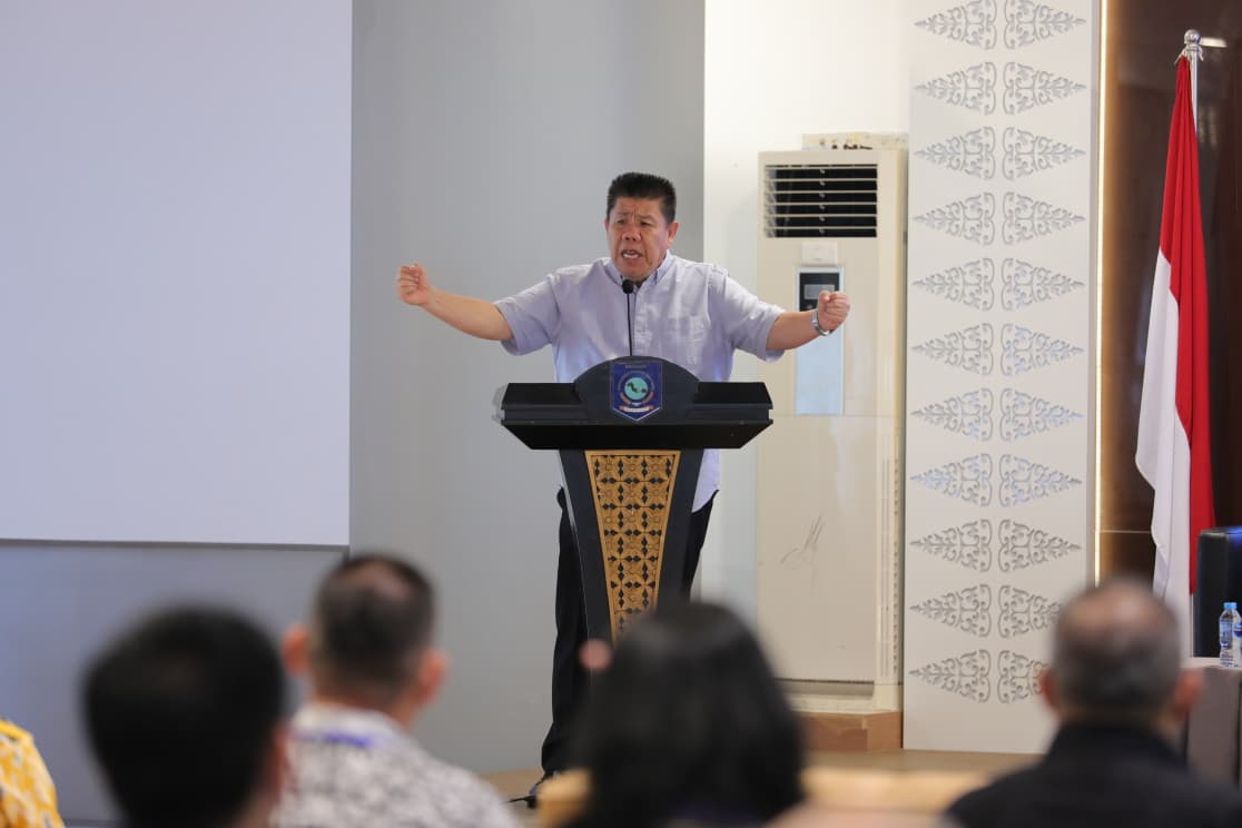 Gubernur Hidayat memastikan rencana ini segera terealisasi demi memperkuat layanan kesehatan masyarakat. Gubernur Hidayat memastikan rencana ini segera terealisasi demi memperkuat layanan kesehatan masyarakat.