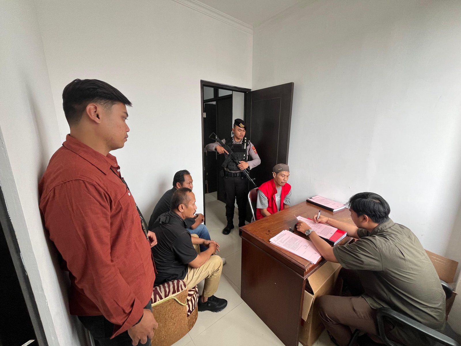 Polres Majalengka Pastikan Proses Pemindahan Tahanan Berjalan Sesuai SOP