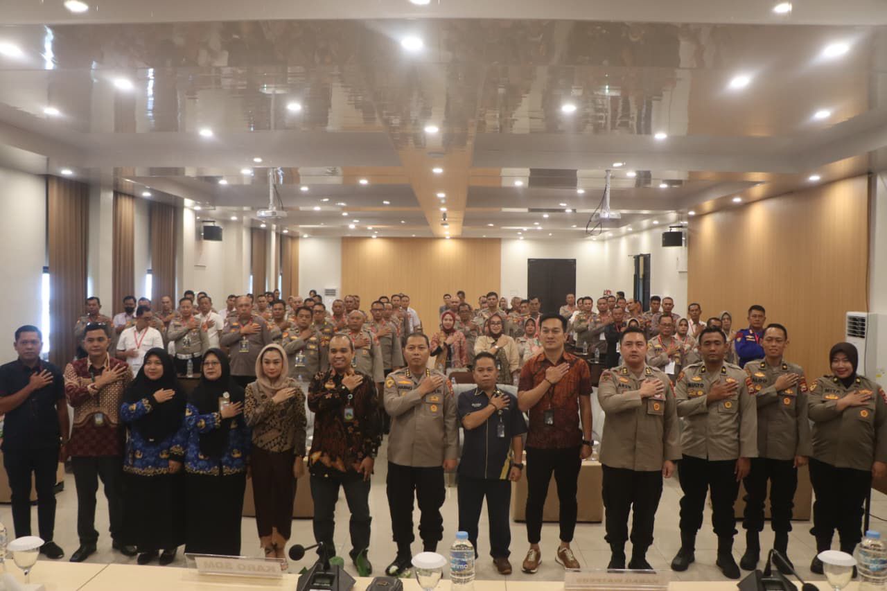 Latihan keterampilan ini menjadi bekal persiapan personel Polda Bengkulu yang memasuki masa purna tugas. Latihan keterampilan ini menjadi bekal persiapan personel Polda Bengkulu yang memasuki masa purna tugas.