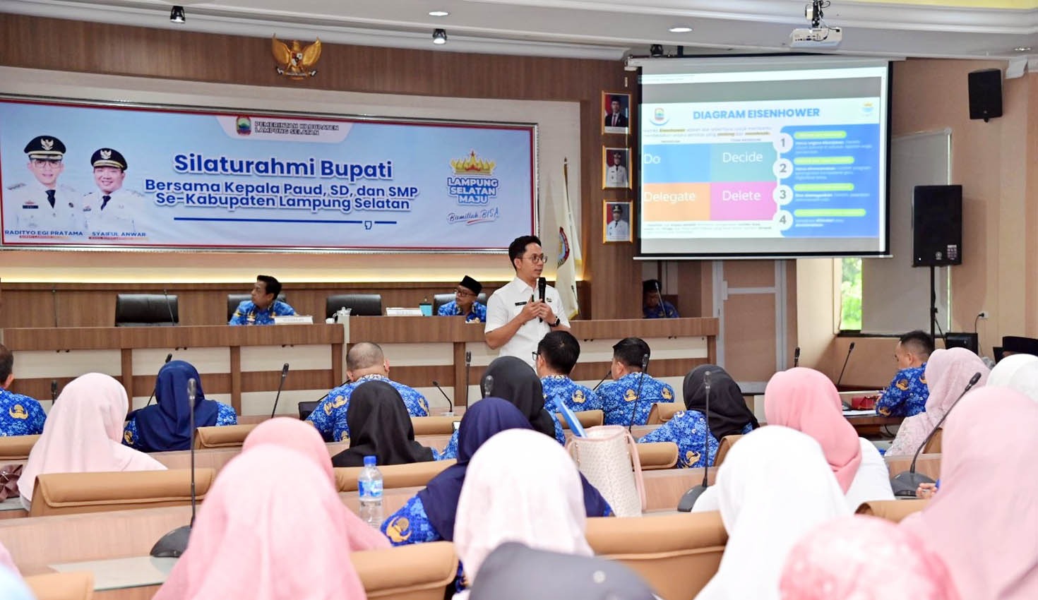 Bupati Lampung Selatan dorong pendidikan berkelanjutan dengan program berdampak nyata bagi masyarakat.