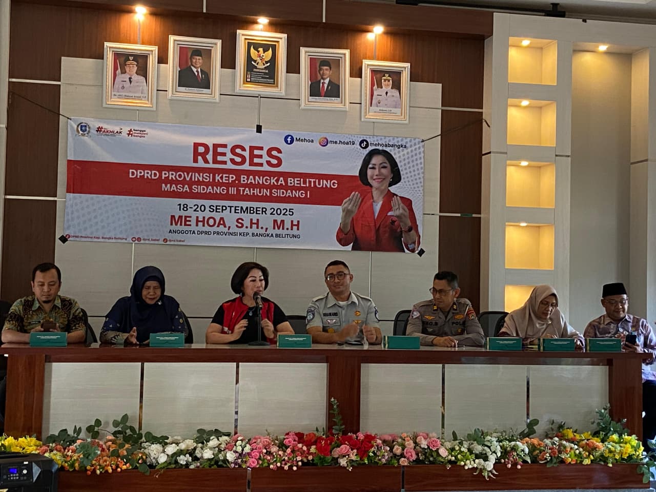 Me Hoa menyoroti pendidikan, kesehatan, literasi digital, serta mendorong pelajar terlibat dalam ekonomi kreatif.