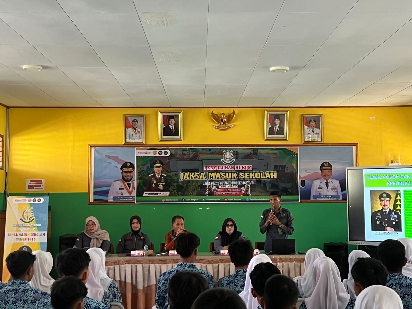 Kejati Bengkulu menggelar program Jaksa Masuk Sekolah di SMA Negeri 1