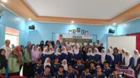 Anggota DPRD Babel H. Muctar reses di SMKN 3 Tanjungpandan.