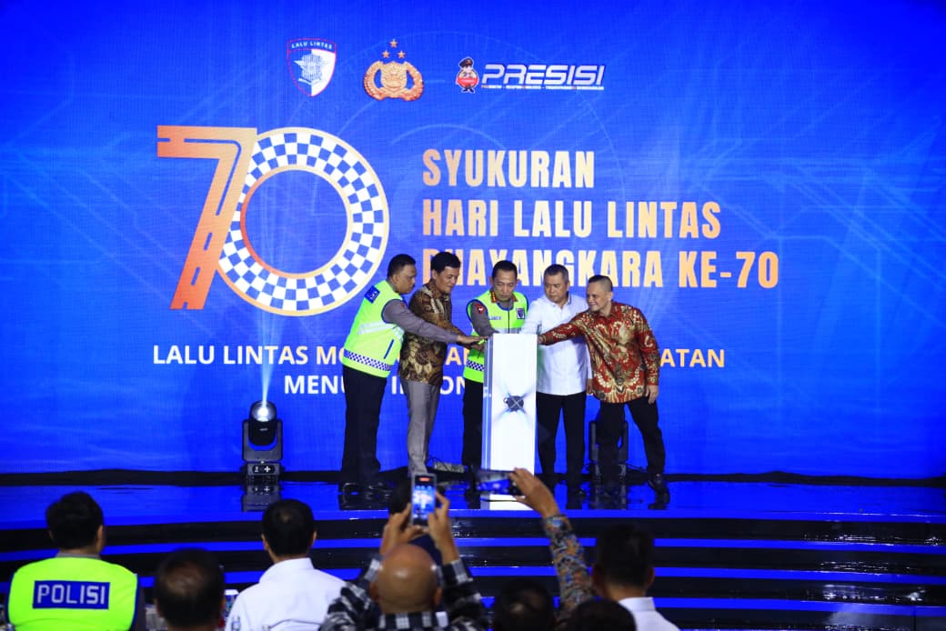 Kapolri meluncurkan aplikasi Digital Korlantas pada HUT Lalu Lintas ke-70.