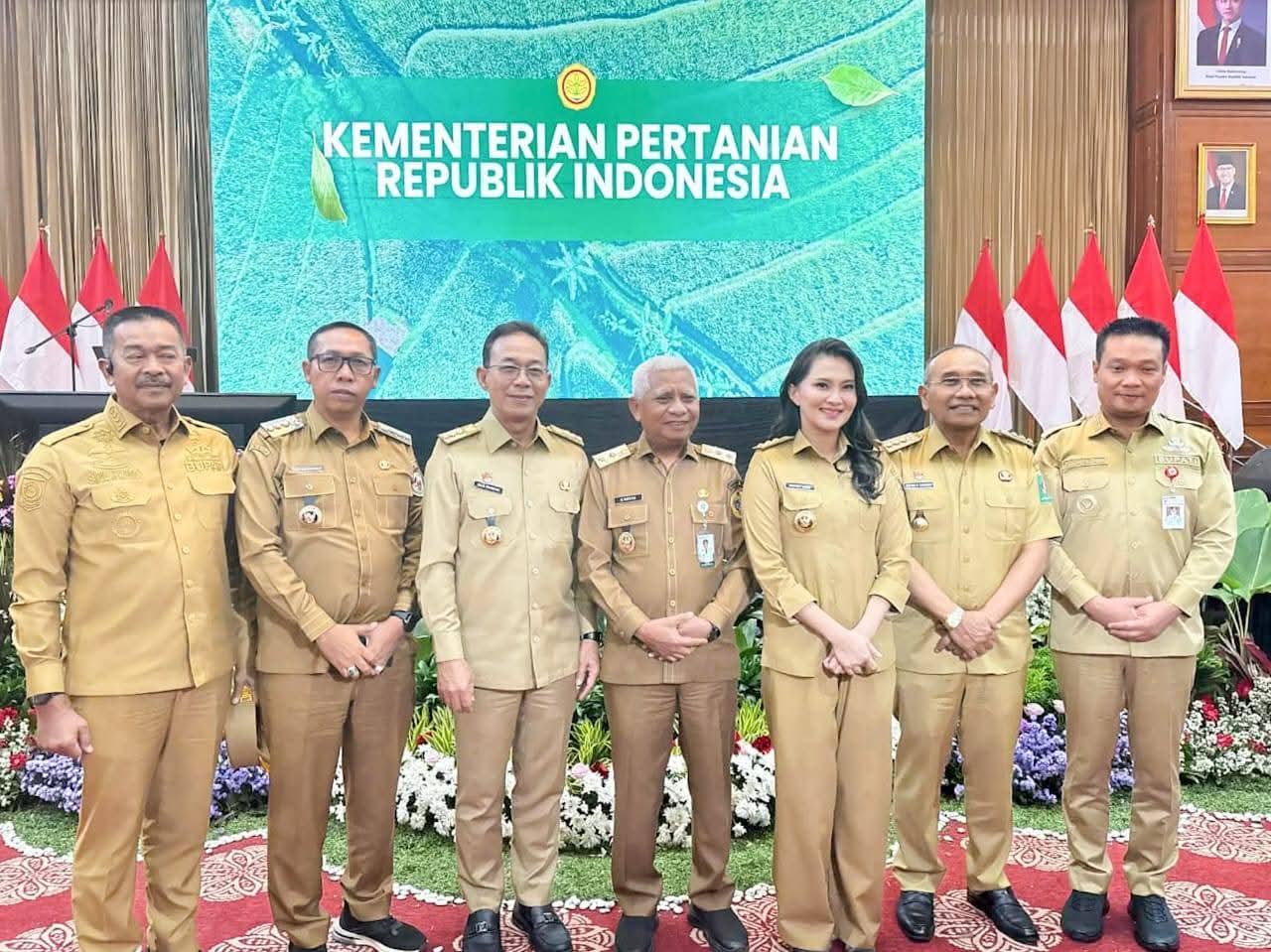 Bupati Humbahas menghadiri Rakor Hilirisasi Perkebunan di Jakarta.