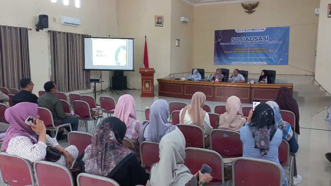 Diskominfo Majalengka gelar sosialisasi PPID untuk meningkatkan keterbukaan informasi publik.