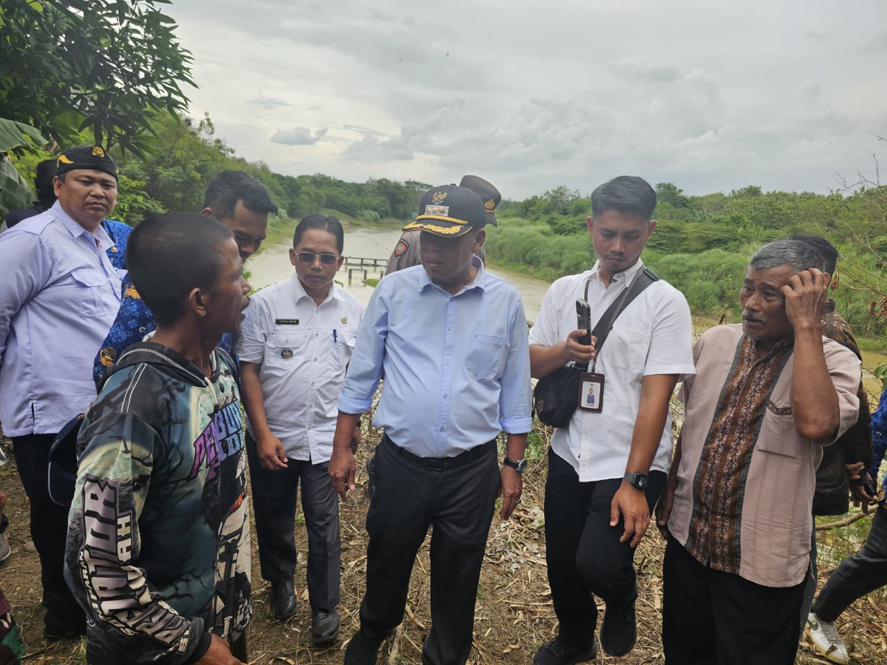 60 Rumah Warga Desa Ampel Terdampak Abrasi Sungai Cimanuk 60 Rumah Warga Desa Ampel Terdampak Abrasi Sungai Cimanuk