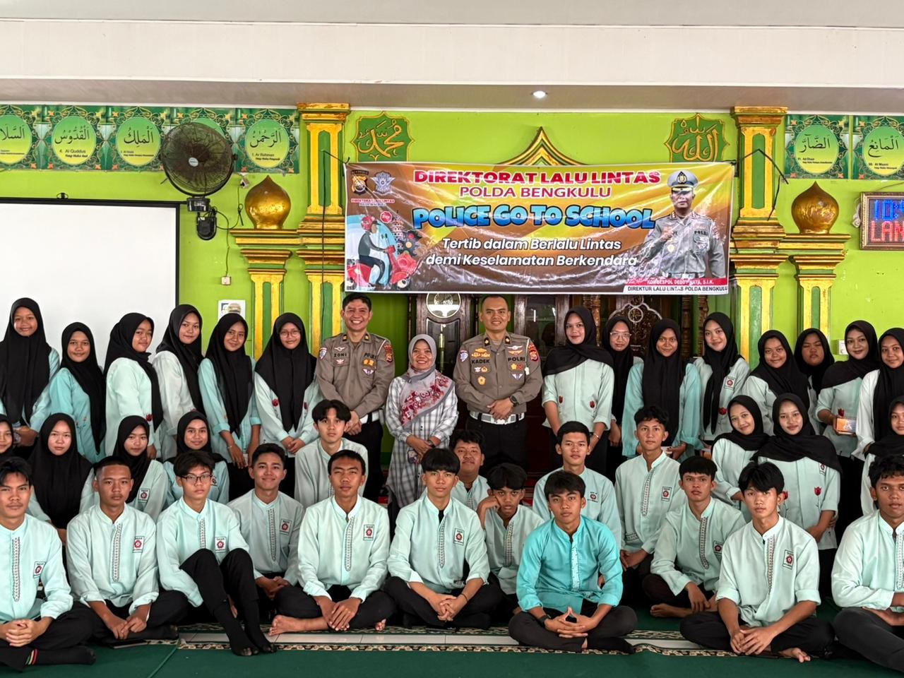 Ditlantas Polda Bengkulu menggelar Police Go To School di SMAN 4 Kota Bengkulu