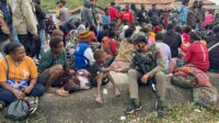 Polisi dan warga rayakan kebersamaan penuh kehangatan di Kampung Madi.