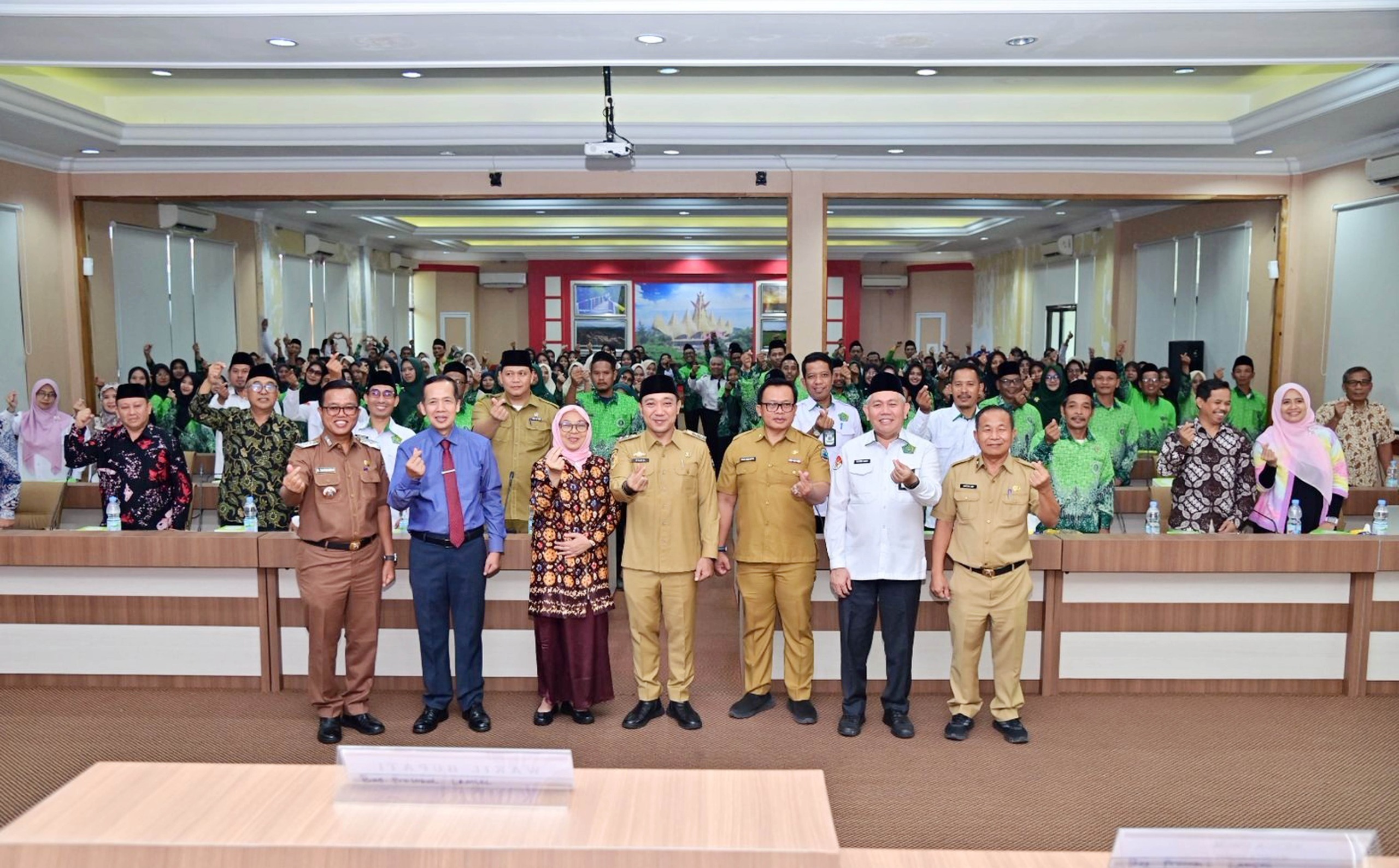Kegiatan ini diikuti oleh jajaran pengurus DPD GUPPI, perwakilan DPP Wanita GUPPI, para kepala madrasah, pendidik, serta peserta dari berbagai lembaga pendidikan Islam di Lampung Selatan. Kegiatan ini diikuti oleh jajaran pengurus DPD GUPPI, perwakilan DPP Wanita GUPPI, para kepala madrasah, pendidik, serta peserta dari berbagai lembaga pendidikan Islam di Lampung Selatan.