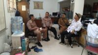 IPDA Riyana mengajak perangkat desa menjaga keamanan dan memperkuat kerja sama demi terciptanya kamtibmas yang kondusif