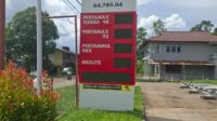 SPBU No.64.785.04 di Desa Pana, Sanggau menjual pertalite bersubsidi di atas HET Rp10.000
