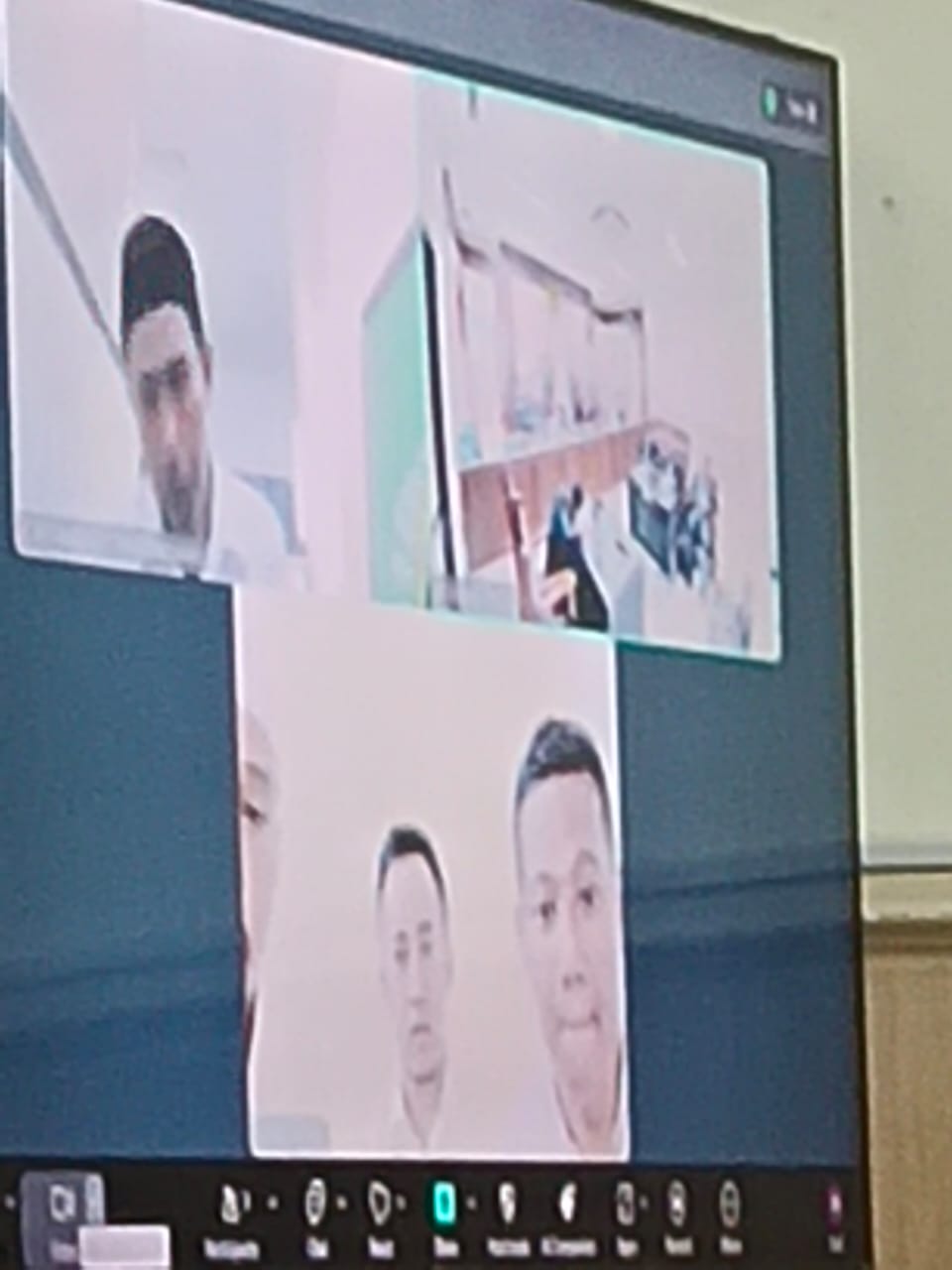 Kasus kepemilikan senjata api ilegal di Tangerang menuai sorotan setelah jaksa menuntut ringan