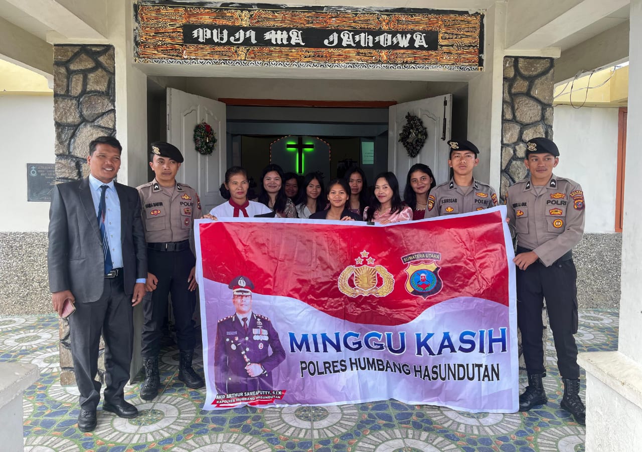 patroli Minggu Kasih dengan prinsip 3S untuk menjaga keamanan ibadah gereja dan meningkatkan sinergi dengan masyarakat.