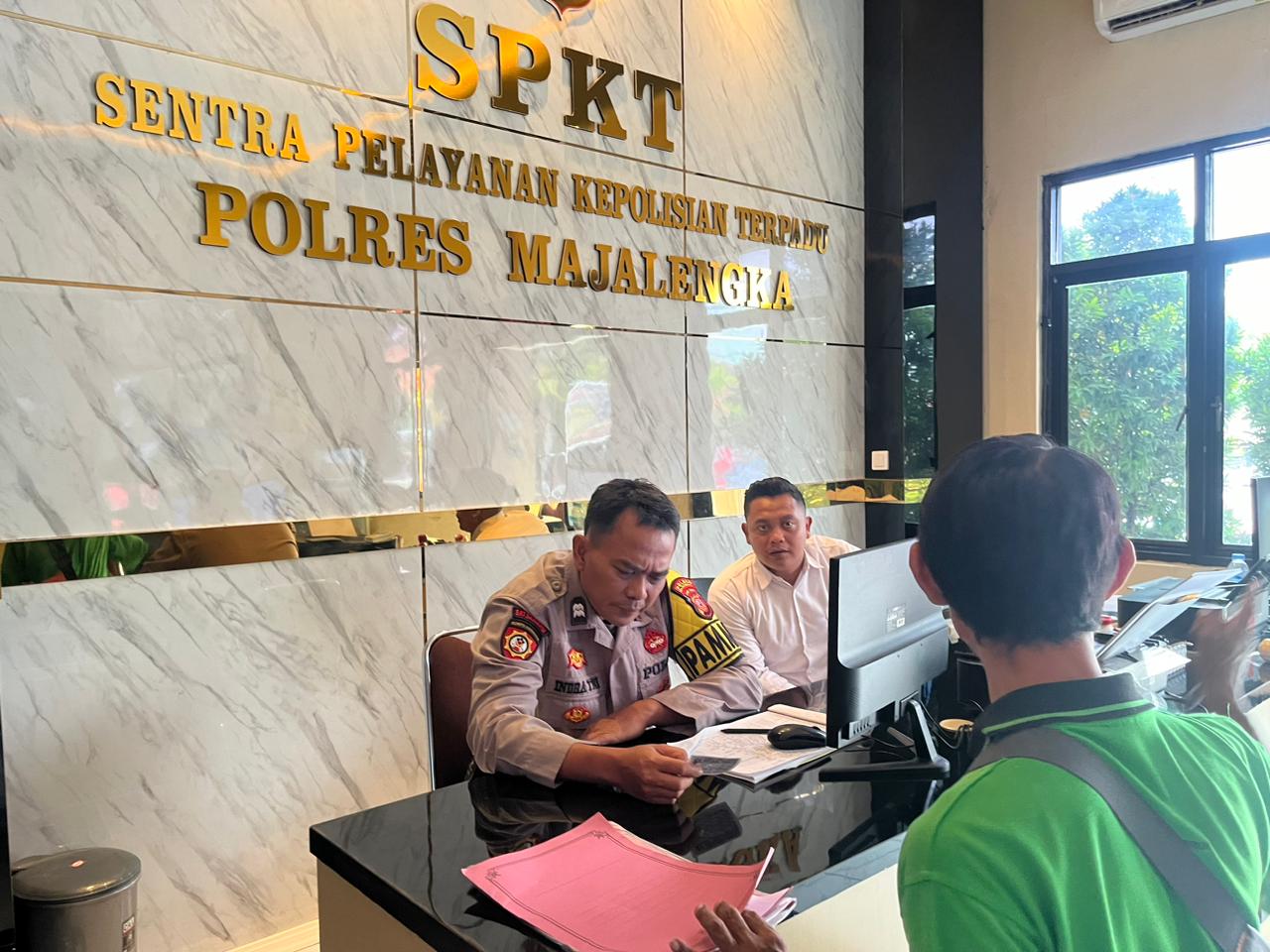 Brigadir Asep Miftah bantu warga kehilangan dokumen