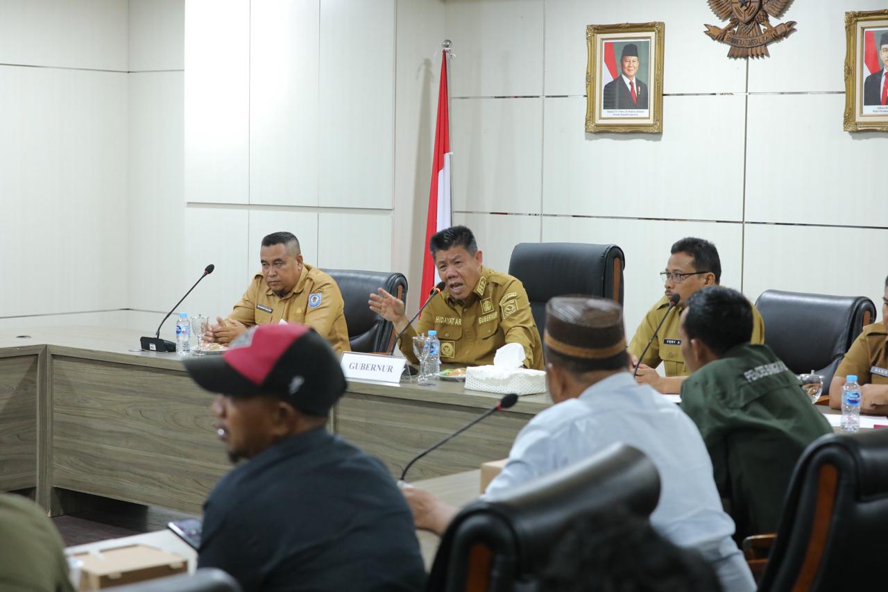 Gubernur Babel Hidayat Arsani Dorong Percepatan Penyelesaian Sengketa Lahan di Lepar Gubernur Babel Hidayat Arsani Dorong Percepatan Penyelesaian Sengketa Lahan di Lepar