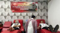 Polres Majalengka memperingati HUT ke-74 Humas Polri dengan aksi donor darah di PMI Majalengka.