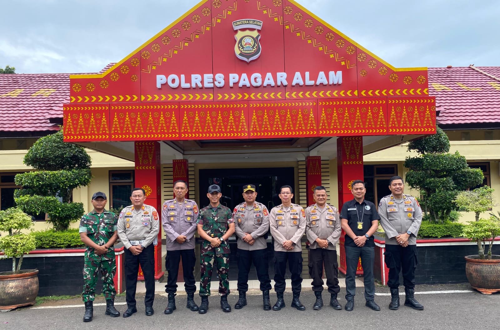 Polres Pagaralam dan Danyon 141/AJYP bersinergi mendukung pembangunan SMA Taruna di Kota Pagaralam.