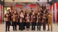 Ny. Hermina Bala mengukuhkan pengurus Dekranasda Kabupaten Sintang periode 2025-2030,