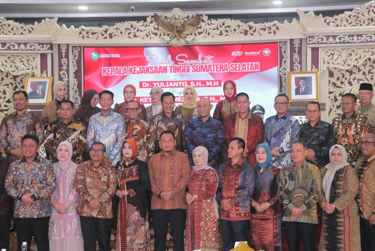 Wali Kota Pagar Alam hadiri pisah sambut Kajati Sumsel