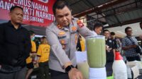 Kegiatan pemusnahan berlangsung di halaman Mapolres Sintang, Kamis (30/10) pagi, dan dipimpin langsung oleh Kapolres Sintang AKBP Sanny Handityo, S.H., S.I.K.