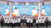 Hadir dalam kegiatan tersebut Wakapolda Brigjen Pol Dr. Rakhmad Setyadi, pejabat utama Polda, serta para pengurus PBVSI dari berbagai Kabupaten dan Kota.