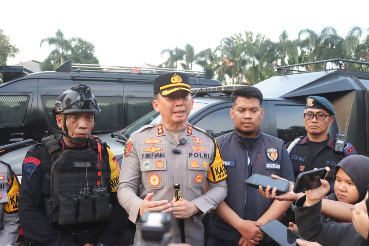 Polres Tangerang Selatan selidiki pesan teror bom di dua sekolah internasional, Jakarta Nanyang School dan Sekolah Mentari Intercultural.