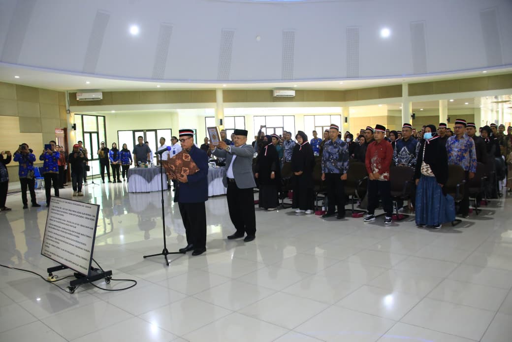Sebanyak 58 eks anggota NII faksi MYT di Tangerang ikrar setia kepada NKRI pada Hari Kesaktian Pancasila 2025