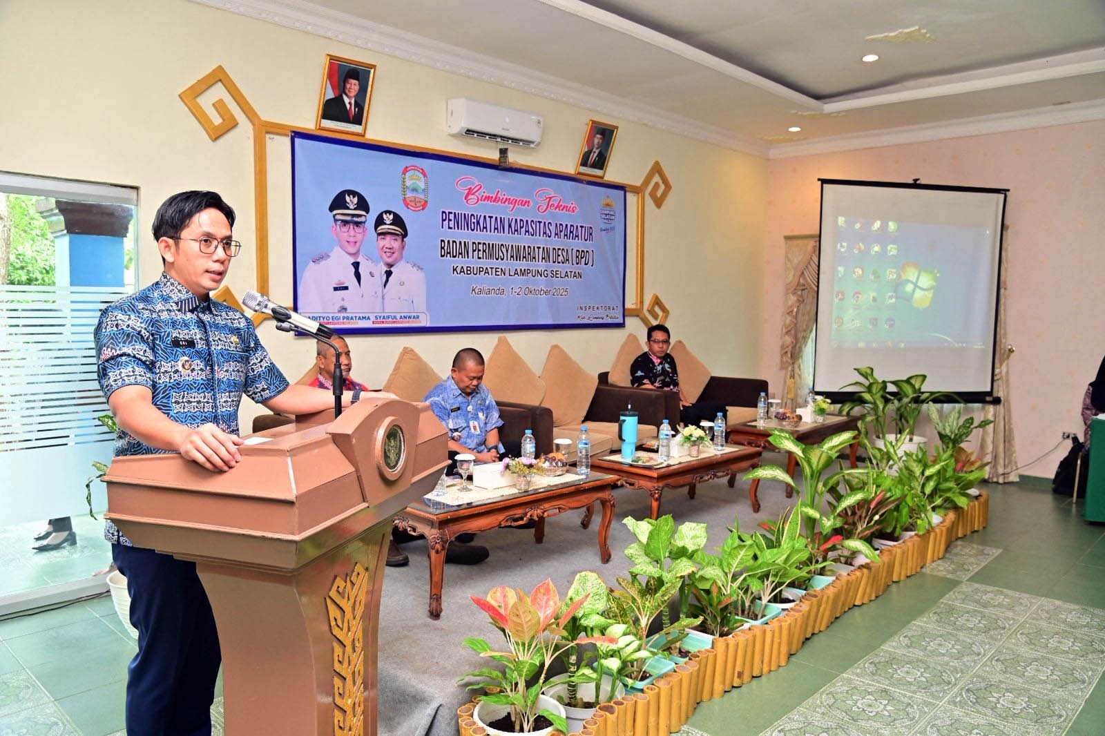 Bupati Lampung Selatan, Radityo Egi Pratama, menekankan pentingnya sinergi antara kepala desa dan BPD
