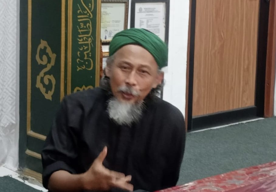Pimpinan Ponpes Dzikir Al-Fath, KH. Fajar Laksana,